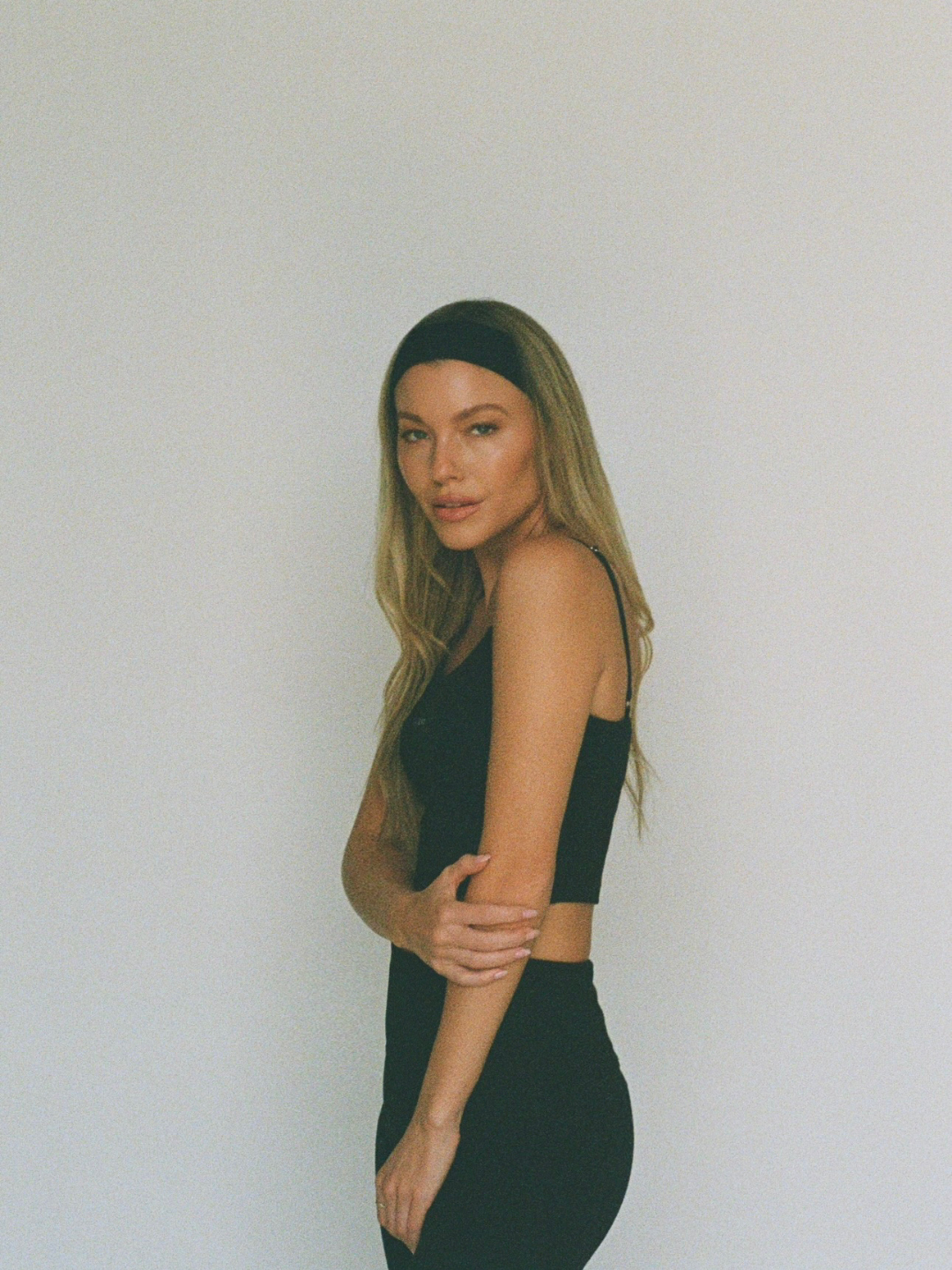 organic cotton sports bra - black