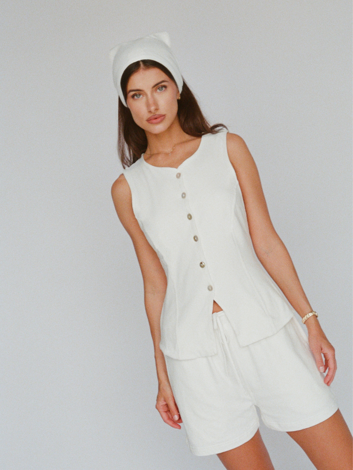 organic cotton linen tailored vest – white