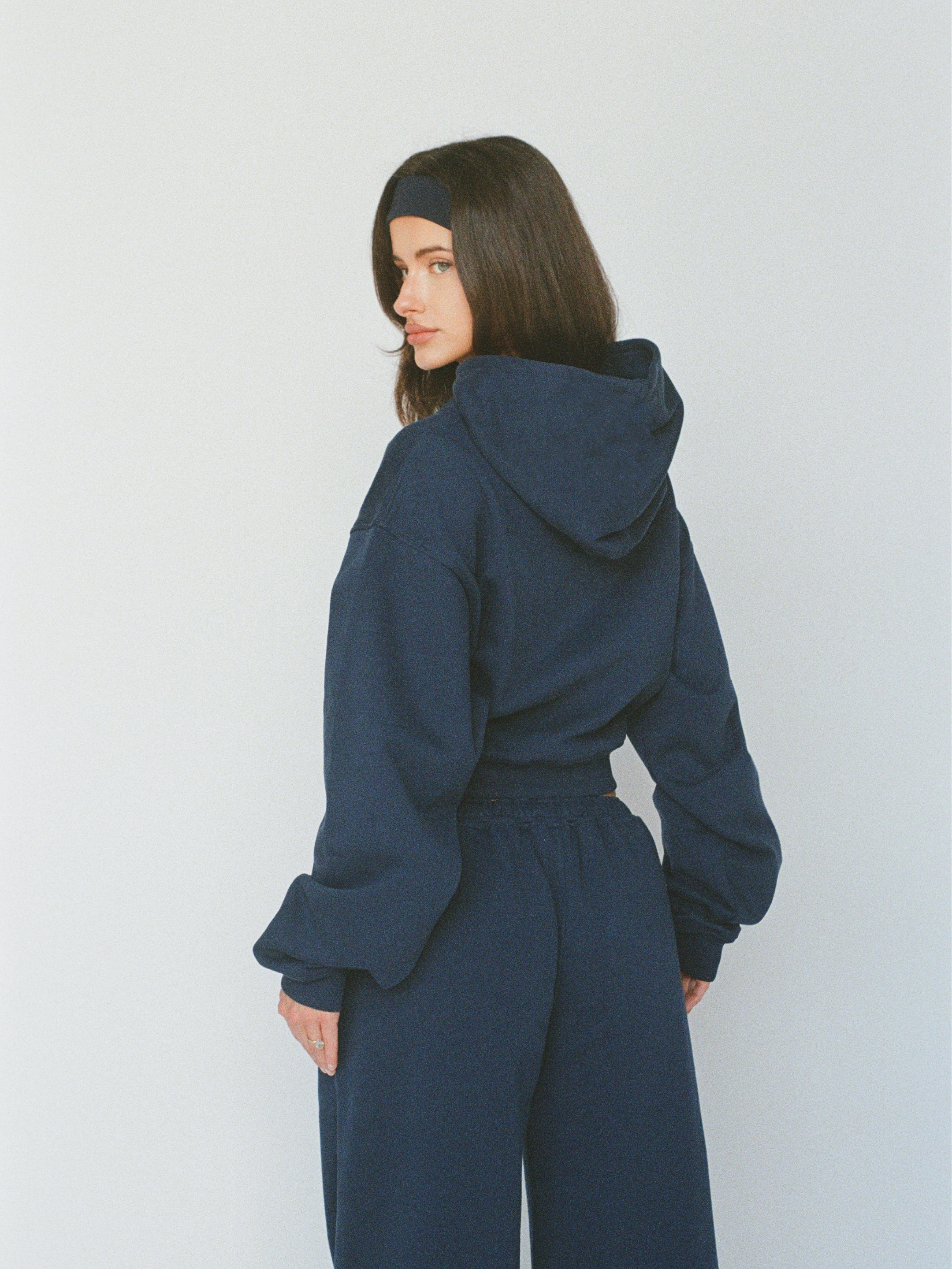 100% organic cotton wide-leg pant